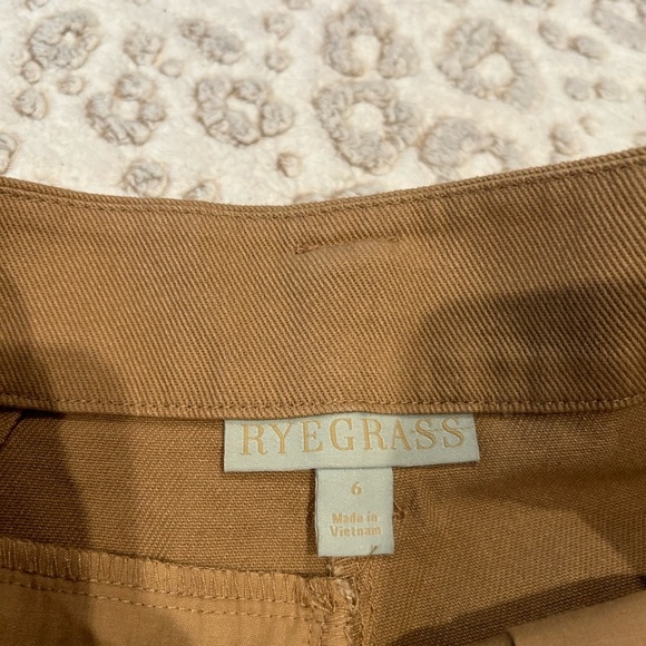 NWT Ryegrass Women’s Size 6 Mom Mid Rise Jean Shorts - Picture 6 of 9